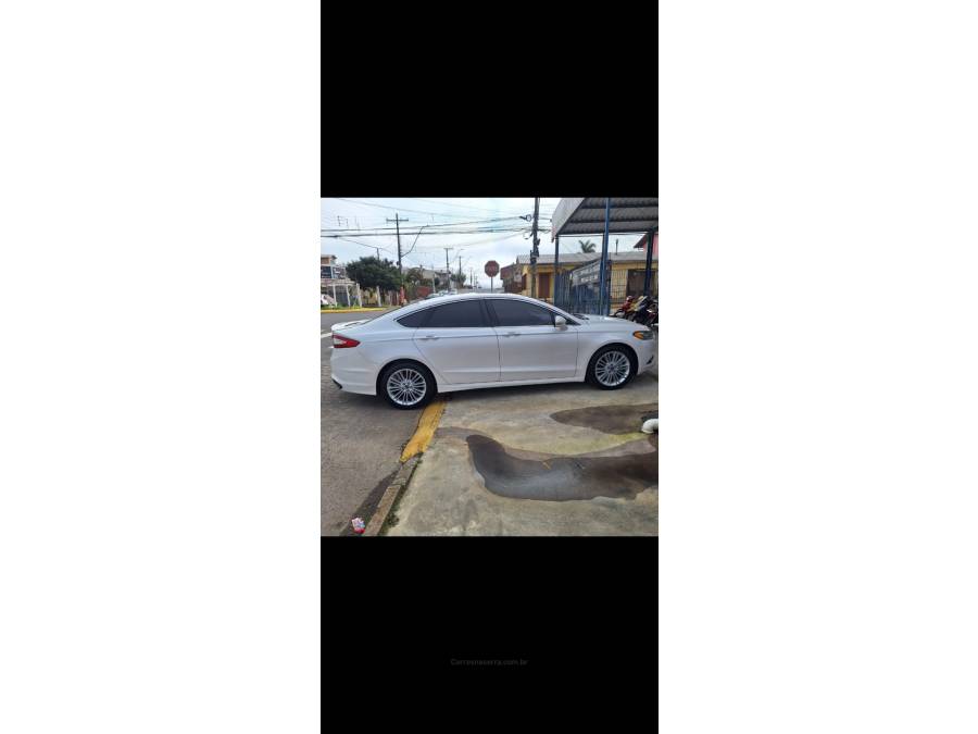 FORD - FUSION - 2016/2016 - Branca - R$ 94.900,00