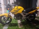 HONDA - CB TWISTER - 2008/2008 - Amarela - R$ 9.500,00