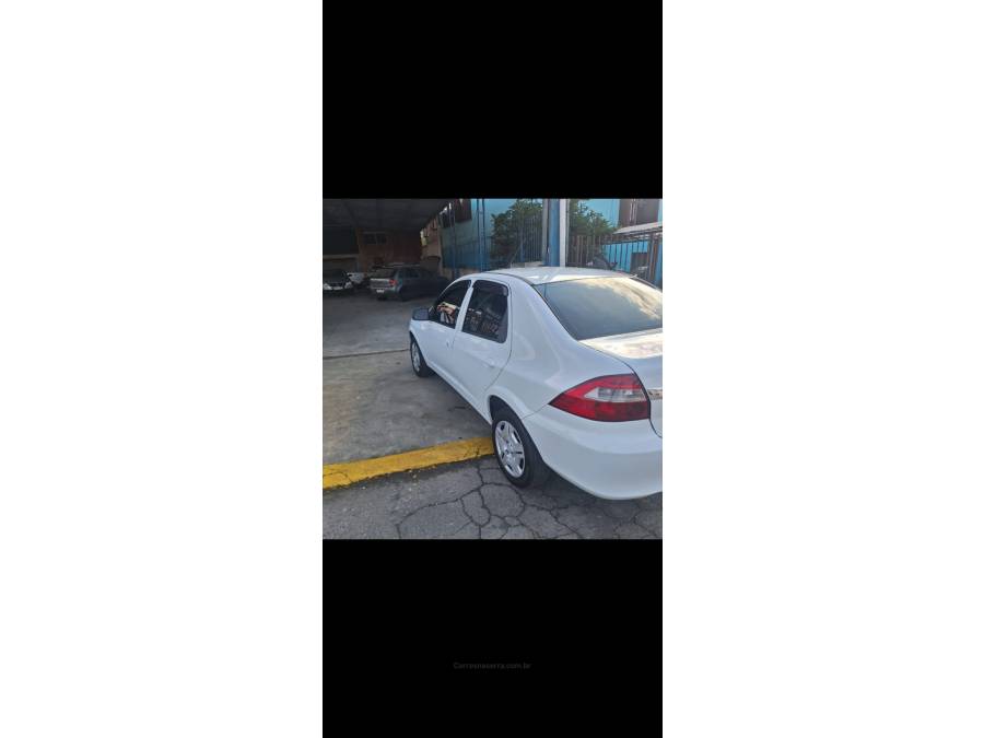 CHEVROLET - PRISMA - 2012/2012 - Branca - R$ 29.000,00