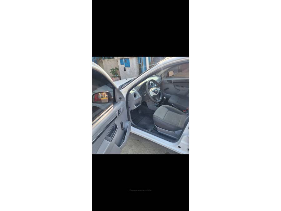 CHEVROLET - PRISMA - 2012/2012 - Branca - R$ 29.000,00