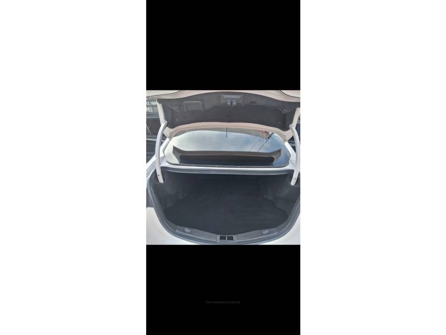 FORD - FUSION - 2016/2016 - Branca - R$ 94.900,00