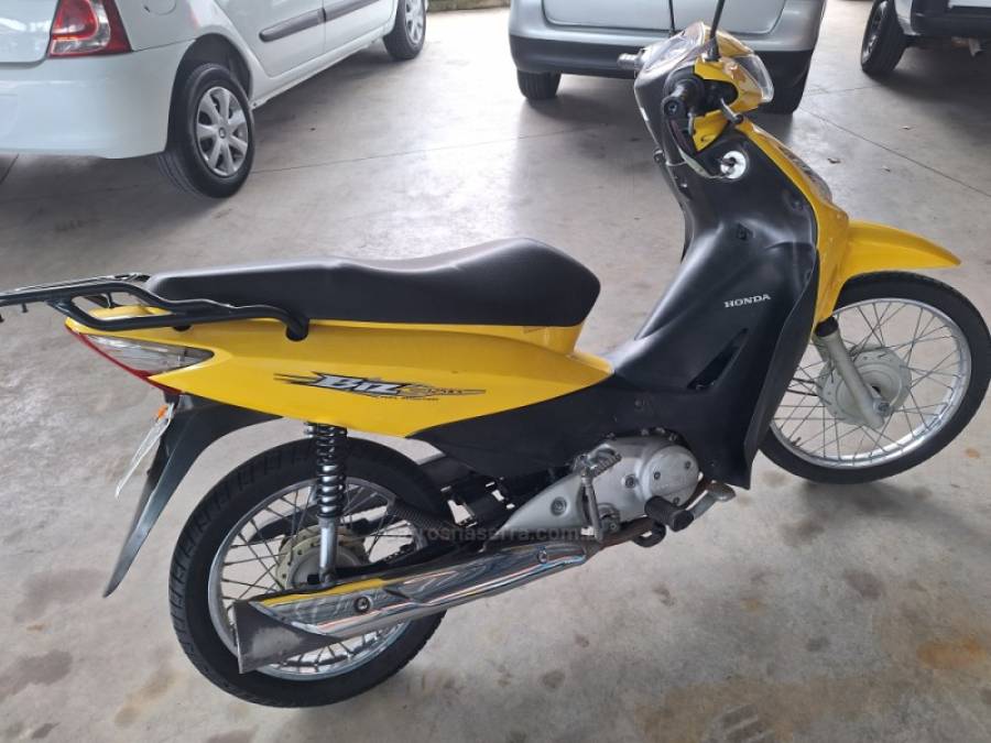 HONDA - BIZ 125 - 2009/2009 - Amarela - R$ 8.500,00