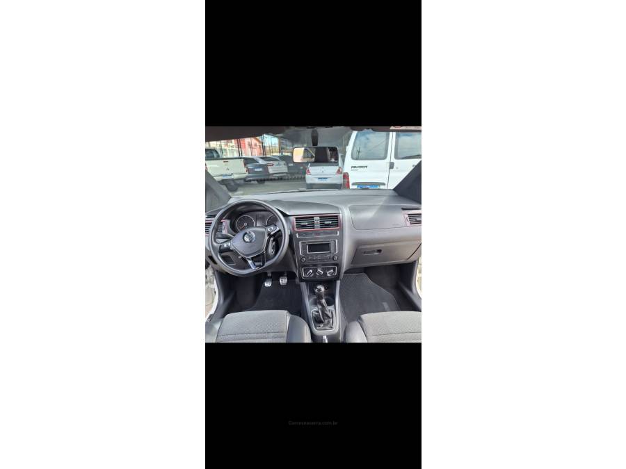 VOLKSWAGEN - FOX - 2016/2016 - Branca - R$ 47.900,00