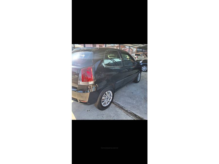 FIAT - PALIO - 2008/2008 - Preta - R$ 21.900,00