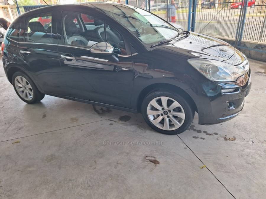 CITROËN - C3 - 2013/2014 - Preta - R$ 37.000,00