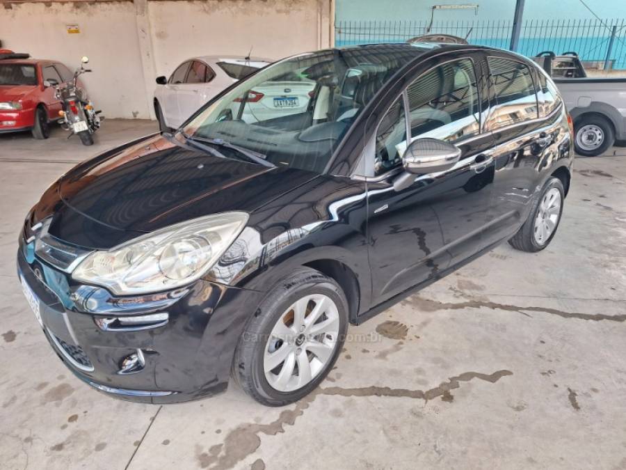 CITROËN - C3 - 2013/2014 - Preta - R$ 37.000,00