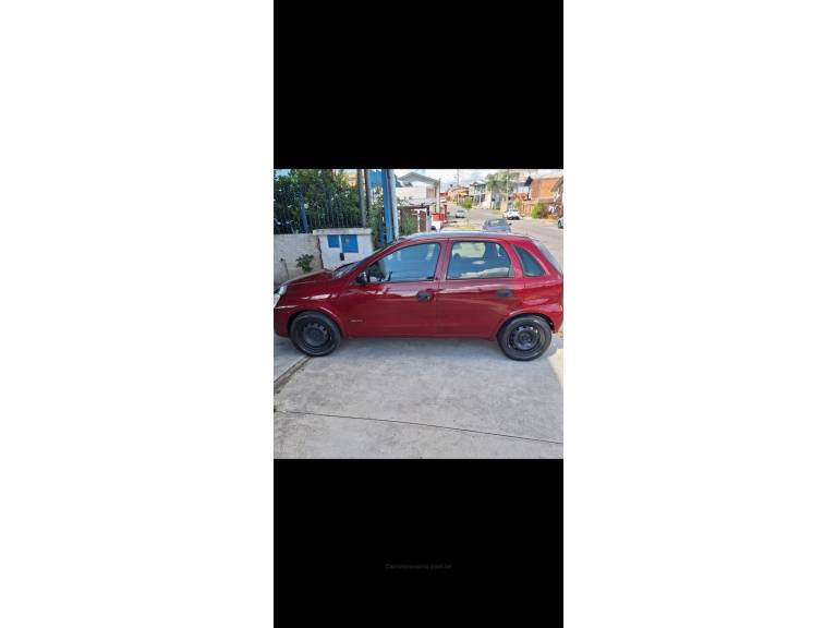 CHEVROLET - CORSA - 2008/2009 - Vermelha - R$ 23.990,00