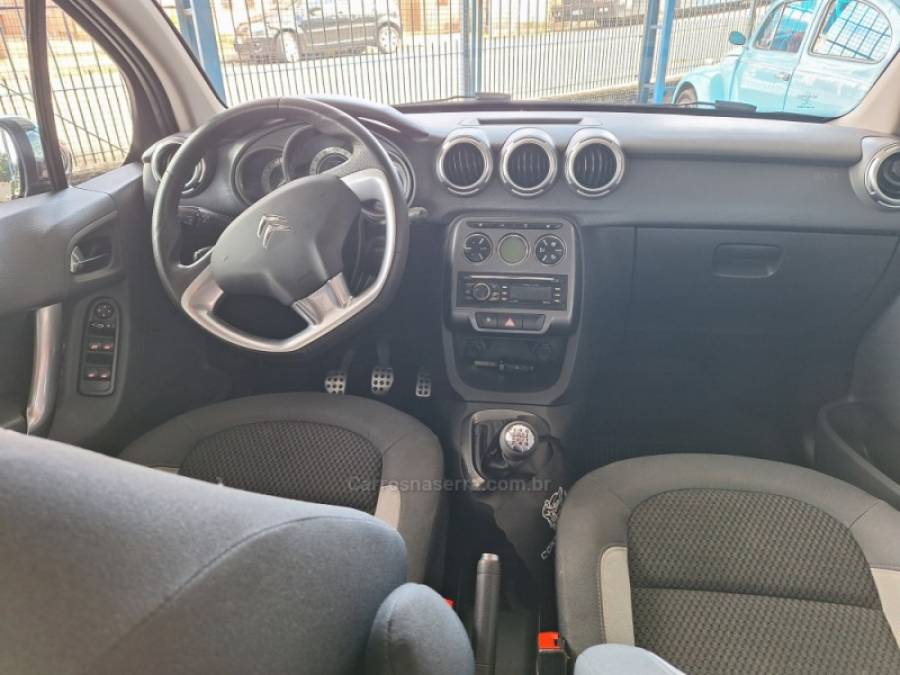 CITROËN - C3 - 2013/2014 - Preta - R$ 37.000,00